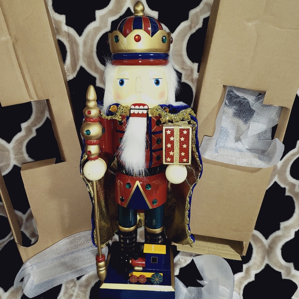 Brand New in box Signature Kirkland Nutcracker